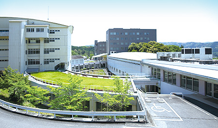 人間環境大學（大學院）